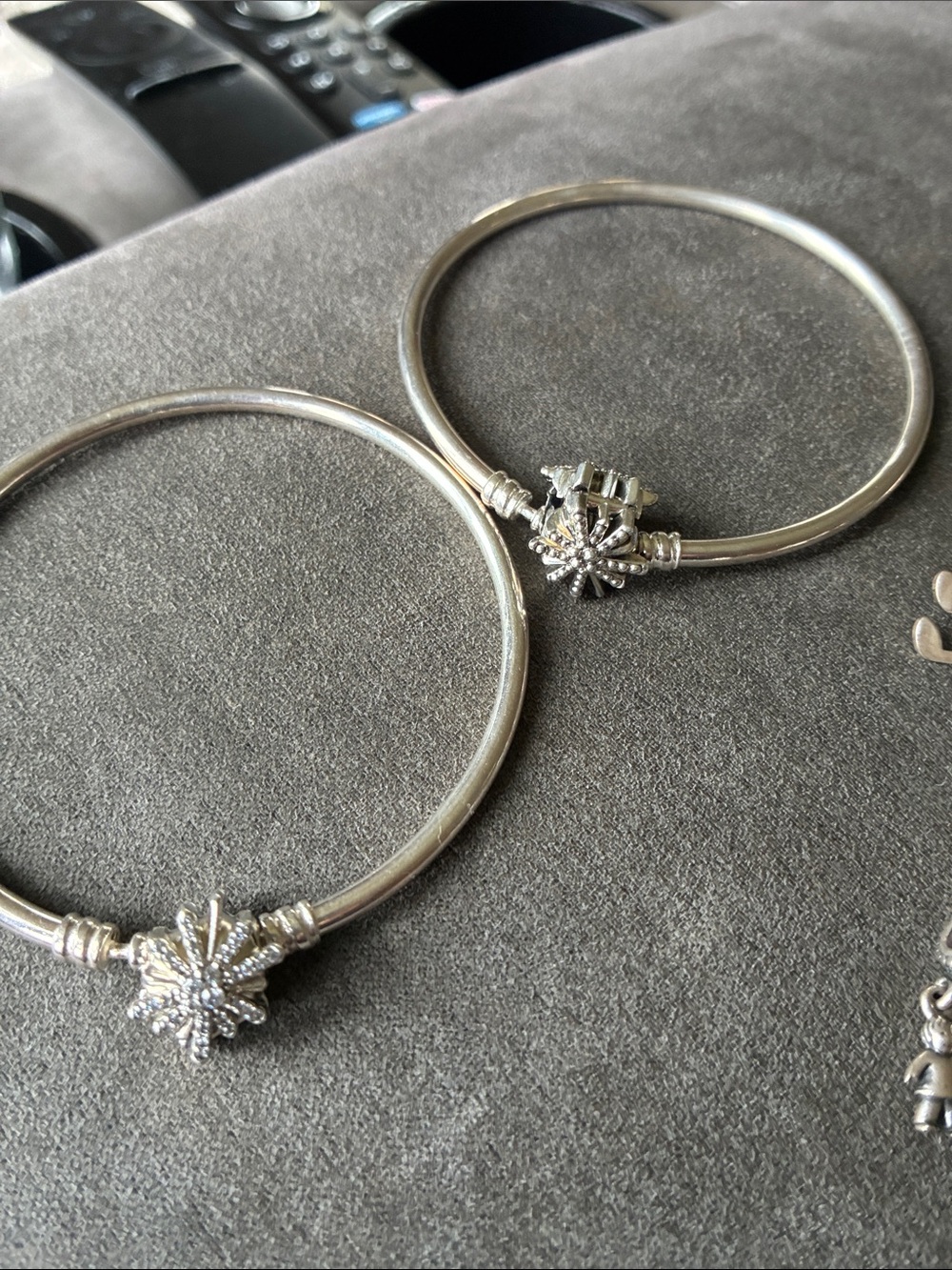 Pandora Sterling Silver Charm Bracelet Set with Assorted Charms - Picture 5 of 5